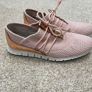 Size 8 1/2 zero grand pink and rose gold cole haan tennis shoes